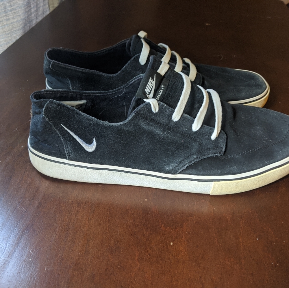 Men's Nike braata